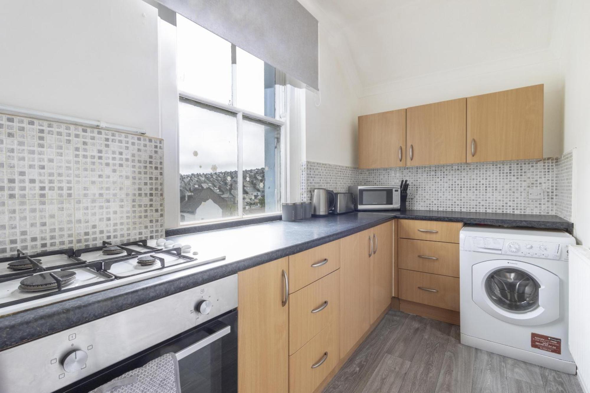 Апартаменты Alexandra - Large 3 Bed Perfect For Contractors, Free Parking, Fast Wifi And Great Value! Плаймаут Экстерьер фото