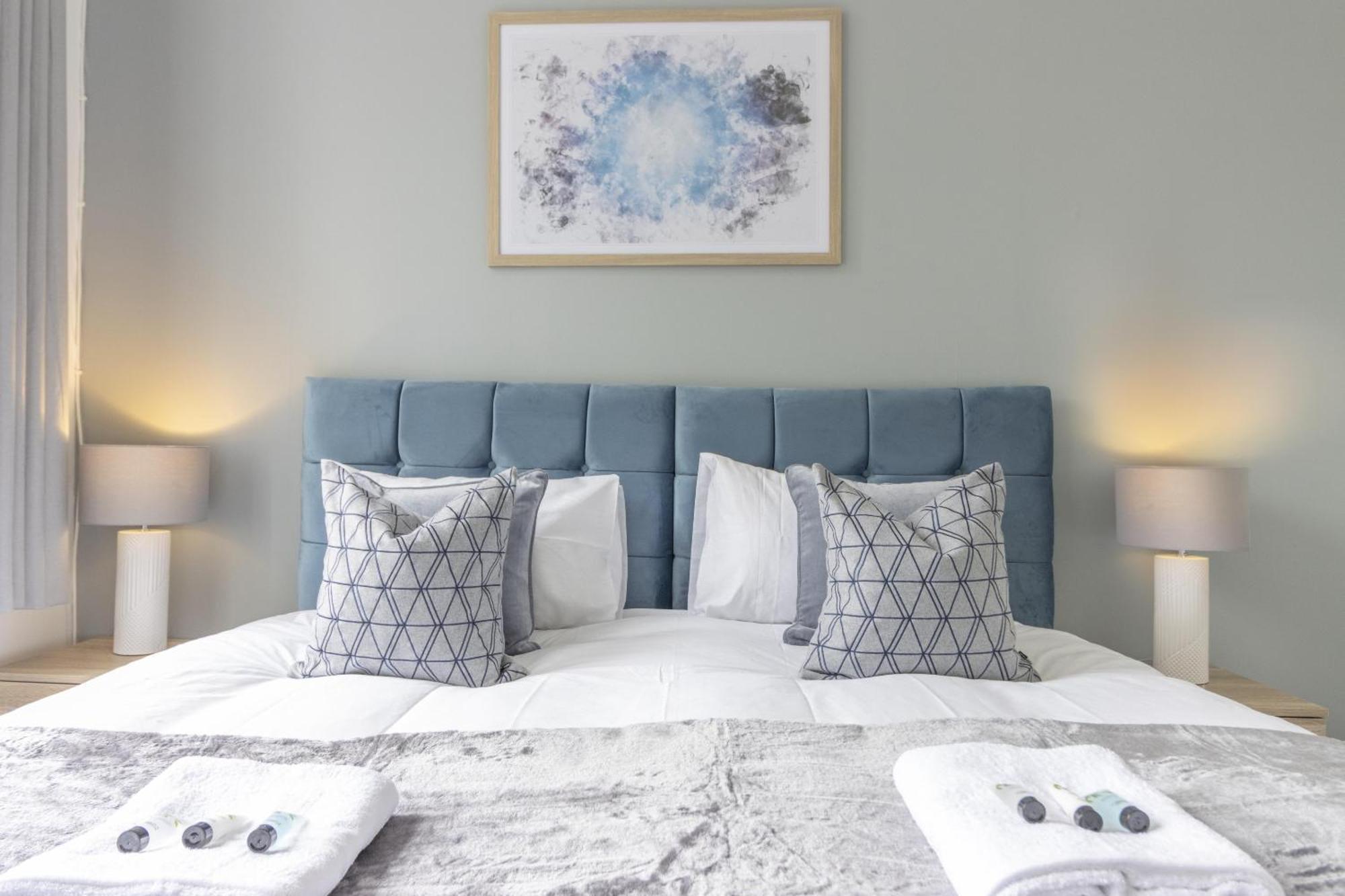 Апартаменты Alexandra - Large 3 Bed Perfect For Contractors, Free Parking, Fast Wifi And Great Value! Плаймаут Экстерьер фото